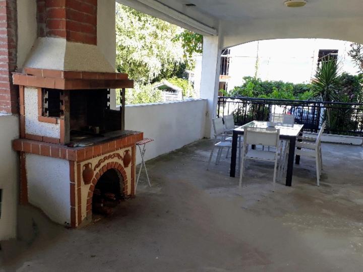 Villa Kristel Ierissós Esterno foto